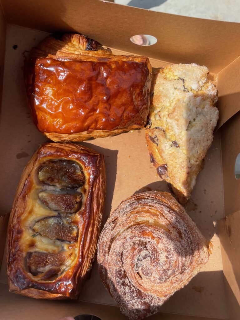 La Jolla Wayfarer Pastries and Calumet Park Elle & Pear