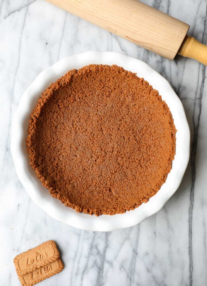 Fully baked biscoff pie crust